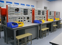 物聯(lián)網(wǎng)基礎(chǔ)電路實訓(xùn)室